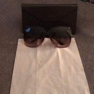 Authentic GUCCI sunglasses